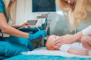 ecografías pediátricas o neonatales.